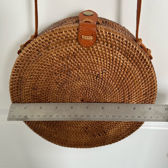 NWT Boho Bags The Original Round Rataan Crossbody Bag Purse - Picture 10 of 10